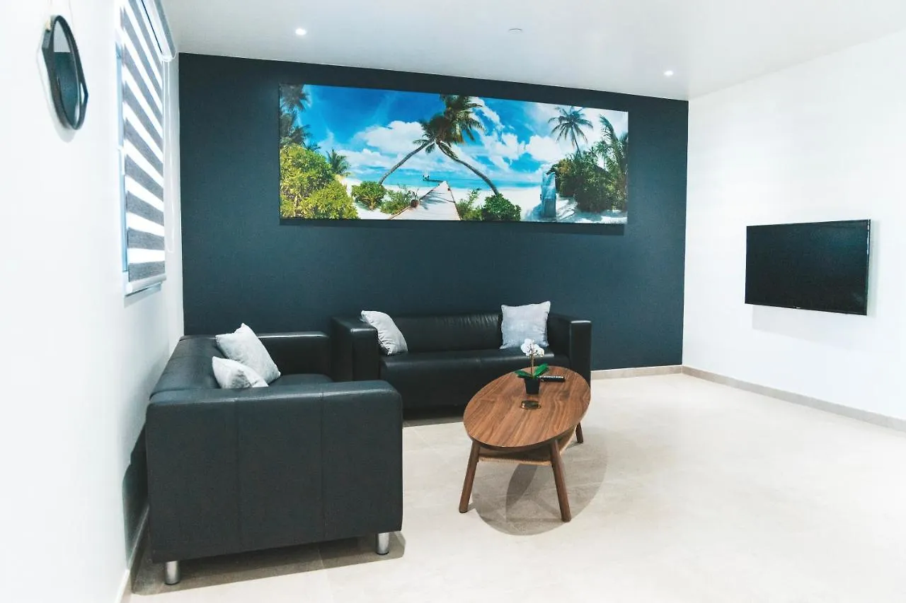 Gray Door Apartments - Adults Only Palm Beach