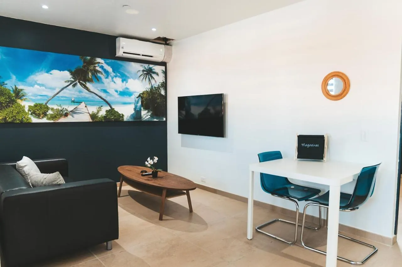 Gray Door Apartments - Adults Only Palm Beach