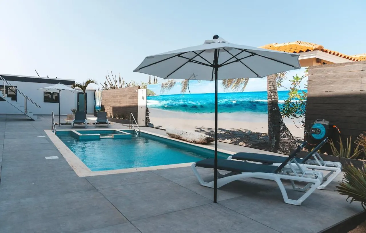 Gray Door Apartments - Adults Only Palm Beach