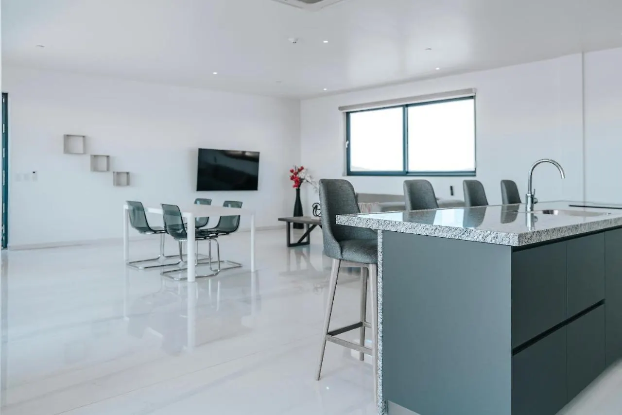 Gray Door Apartments - Adults Only Palm Beach