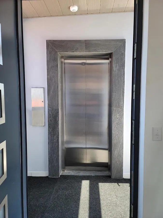 Gray Door Apartments - Adults Only Palm Beach
